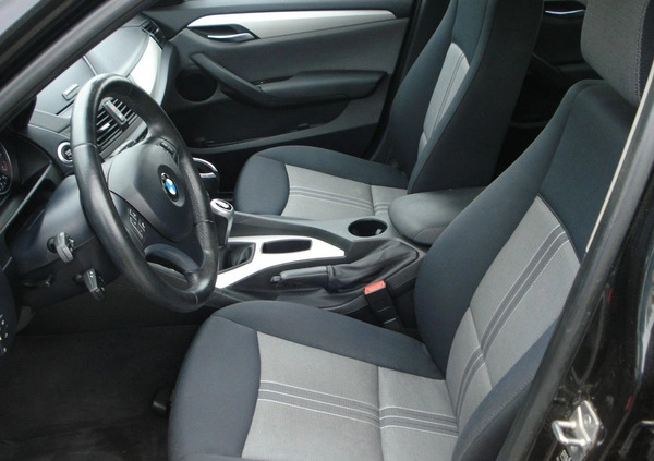 BMW X1 cena 36900 przebieg: 230000, rok produkcji 2011 z Sieraków małe 191